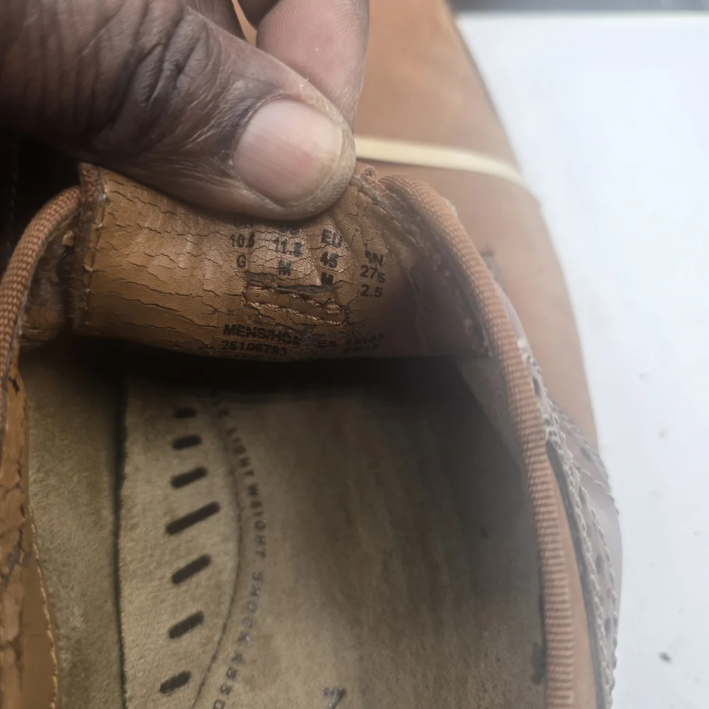 Bostonian Tan and‎ Brown Leather Oxfords